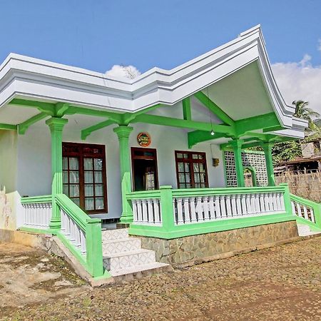 Hotel Spot On 91214 Desa Wisata Pandean Trenggalek Exterior foto